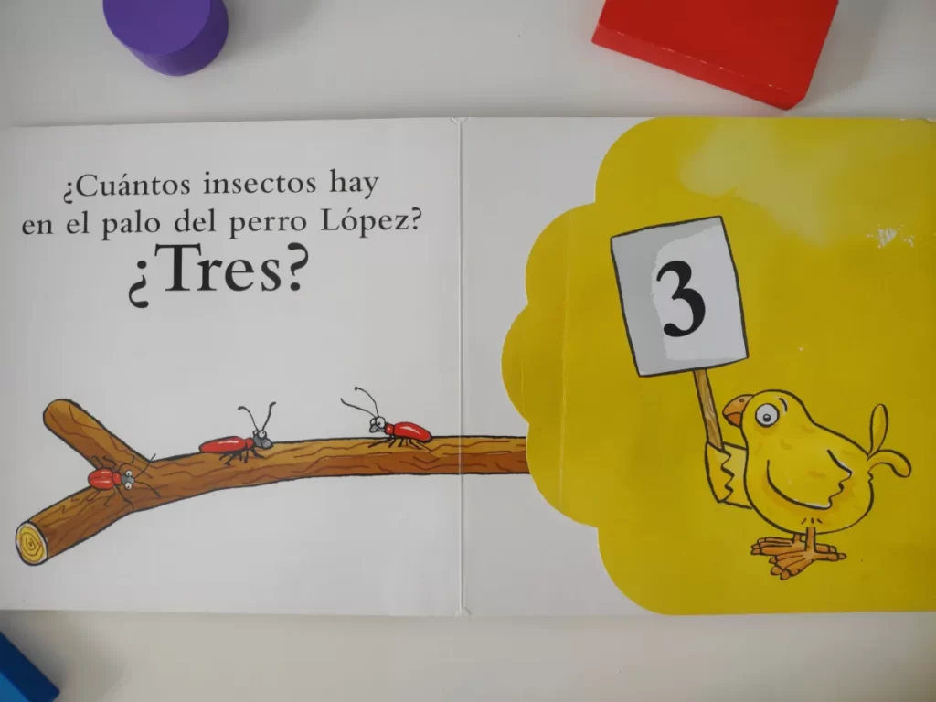 Foto real del Libro El Pollo Pepe y los números mostrando cómo son sus imágenes y solapas