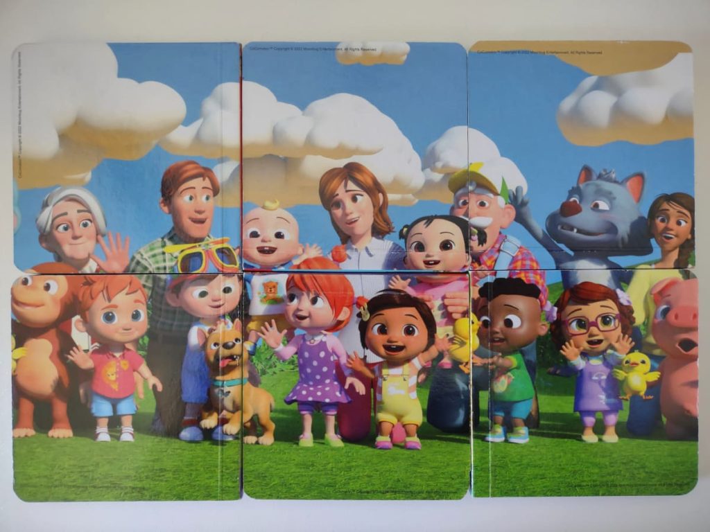 pequeña biblioteca de Cocomelon